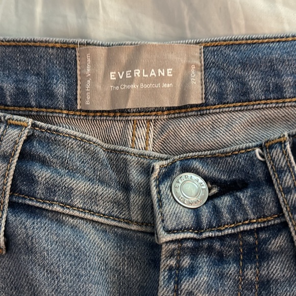EVERLANE The Cheeky Bootcut Jean (27 Crop, Excellent Condition) - Picture 4 of 11